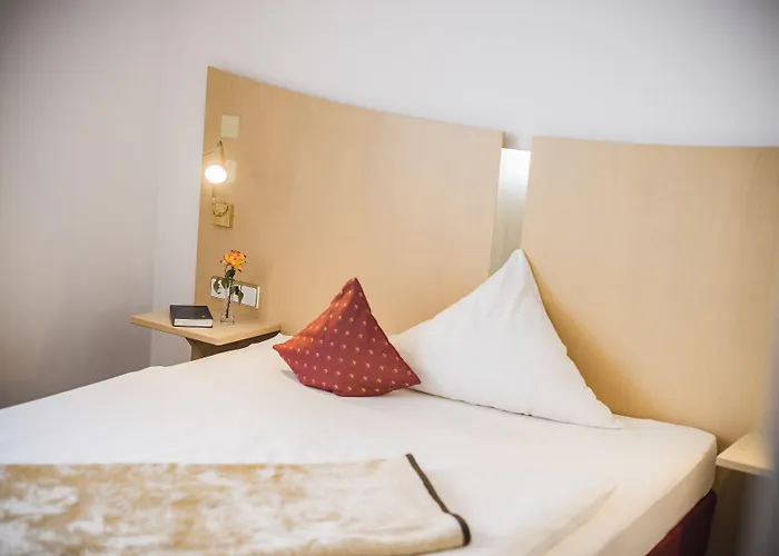City-hotel Garni 호텔 뉴울름