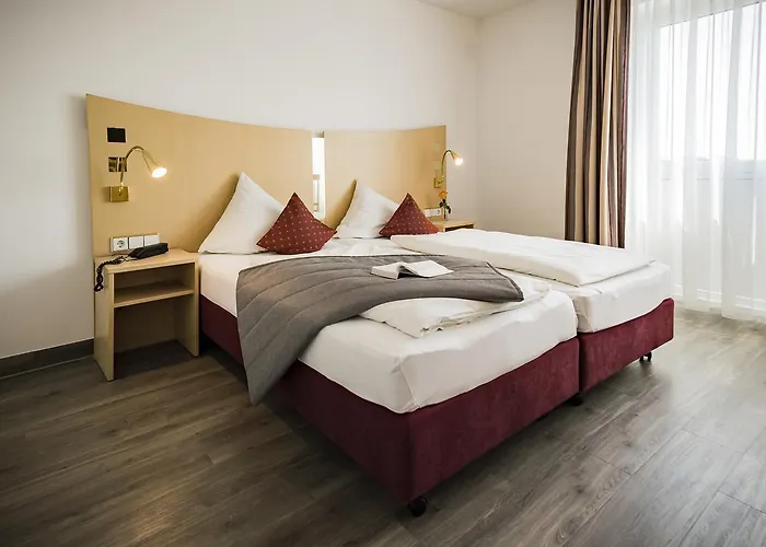 City-hotel Garni 호텔 뉴울름